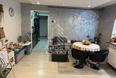 Apartament cu 2 camere semidecomandat, mobilat în Dâmbovița