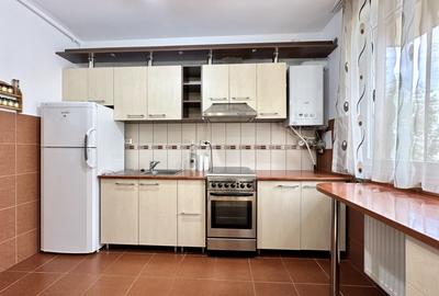 Apartament spatios cu 3 camere, Zorilor/Europa, 74 mp, bloc mic, boxa - 3