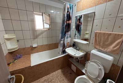 2 camere Teiul Doamnei stradal - 6