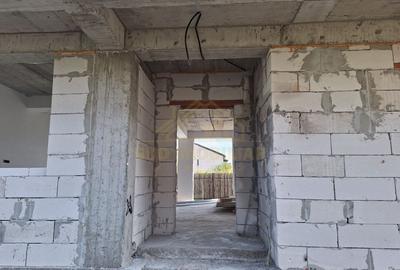 CASA P+1+M-185 MP -5 CAM-4 BAI-METROU BERCENI - 22