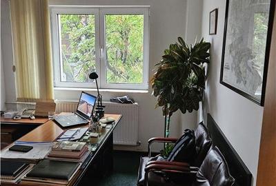 Calea Mosilor / Bulevardul Carol / Popa Petre apartament 4 camere bloc 1985 - 1