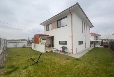 Duplex Complex Securizat Mogosoaia Langa Padure Gata de Mutare - 1