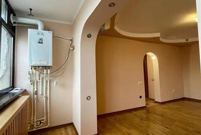 Apartament 3 camere de vanzare zona Vest -Tulcea - 1