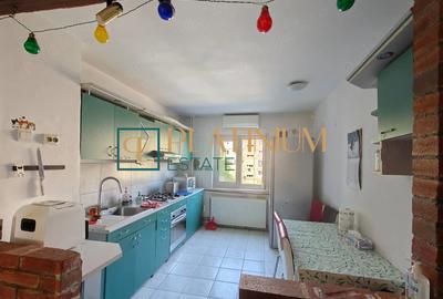 P4894 Apartament 3 camere, DECOMANDAT, 2 BALCOANE, 2 bai, Lidia, Soarelui - 10
