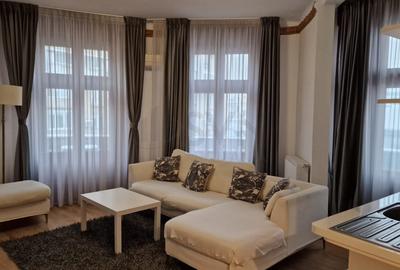 Apartament cu 2 camere decomandat, mobilat în Calea Victoriei