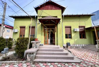 Casa 9 camere, 4 bai, 3 locuri de parcare, Central, Ploiesti - 3