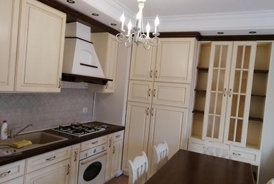De închiriat.apartamnet de lux în zona centrală, parcare în curte , pentru cuplu - 9
