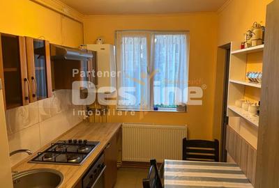 Apartament 2 camere 55 mp etaj intermediar, cu balcon, situat pe Calea Bucuresti - 7