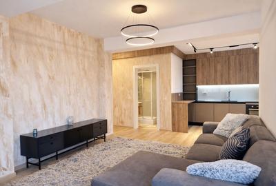 3 camere premium Coresi – Tractorul - 2