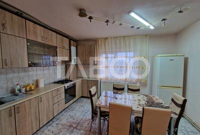 Apartament decomandat 3 camere 74 mpu 2 balcoane lift Terezian Sibiu - 2
