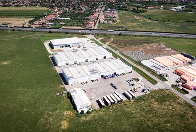 Parc industrial cu platformă betonată lângă A1 - 14