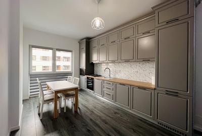 Campina 10. Bloc nou. 3 camere. Parcare. - 1