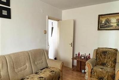 Apartament 3 camere decomandat etajul 1 Astra - 1