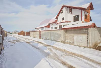 COMISION 0%| Casă individuală | 2 garaje | 192 mp utili | 847 mp teren - 26