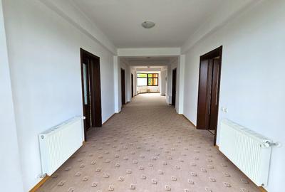 Casa / Vila / Conac Breaza 15 camere + - 14