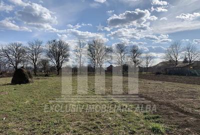 Teren intravilan | 2200mp | 17ml deschidere |Toate utilitile | Paclisa - 2