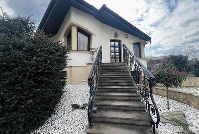 Vila cu 7 camere si piscina exterioara - Dumbravita - zona Decathlon - 1
