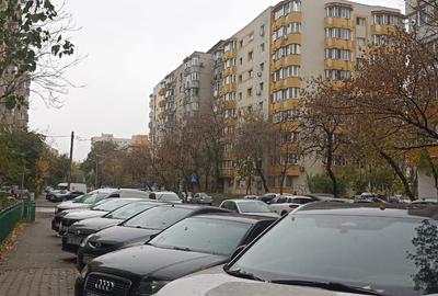 Vanzare apartament 3 cam la parter cu balcon stradal zona Parc Sebastian sect 5 - 19