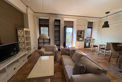 Centrul Vechi, Universitate, ap.2 camere, lux, et.2, 70mp, 780Euro/luna - 1