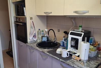 Titan-Policlinica, apartament 3 camere, decomandat, bloc 4 etaje, boxa pe palier - 11