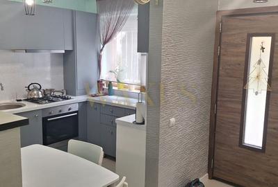 Apartament cu 3 camere semidecomandat, mobilat în Mănăștur