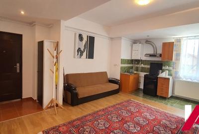 Inchiriez apartament 2 camere, mobilate ,zona Calea Poplacii, cu parcare