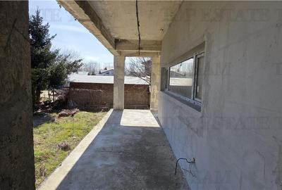 Domnesti - Oportunitate investitie/ Teren 1.643 mp + casa la gri 476mp/  pozitie - 4