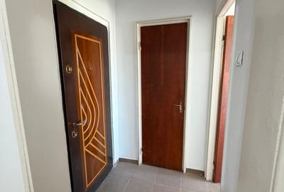 Apartament 2 camere / Ozana/ Metrou 10'/ 1 Decembrie - 11