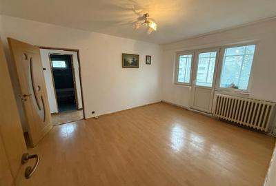 Apartament cu 2 camere semidecomandat în Canta