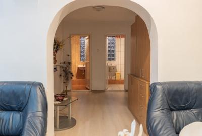 Pensiune Turistica cu Sala de Mese + Casa de Locuit in Cristesti - 20