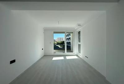 Apartament cu 3 camere decomandat în Theodor Pallady