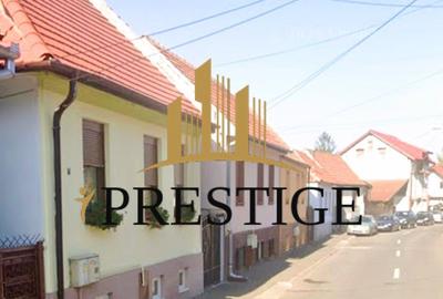 CASĂ 4 CAMERE DE VÂNZARE ÎN SIBIU, SINGUR ÎN CURTE - 1