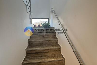 Casa si teren langa lacul Pangarati , mobilata si utilata - 14