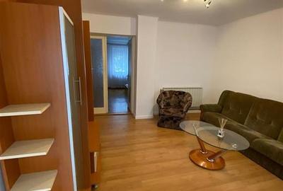 Inchiriez casa cu 2 apartamente, Gradiste - 10