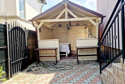 CASA DE VANZARE CRAIOVA,  5 camere ,str. T. Vladimirescu , teren - 200 mp - 10
