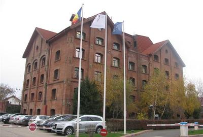 Caro Castel Office Building - 352 mp - 1