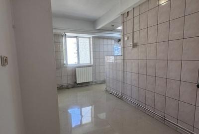 Vânzare apartament de 4 camere Decebal - 6