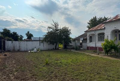 Casă 3 camere + anexe, teren 1700 mp, zona liniștită – Slobozia Ciorăști - 2