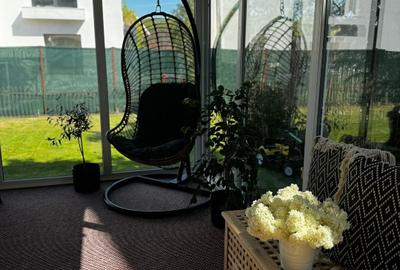 Vila 5 camere Erou Iancu Nicolae 4500€ - 9