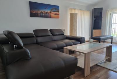 Apartament cu 3 camere semidecomandat în Zorilor