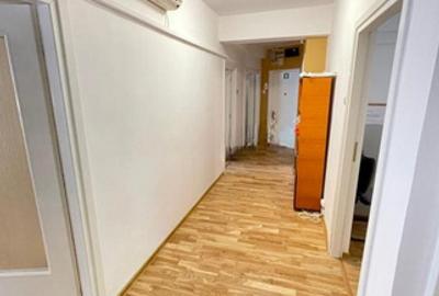 Cazino - Hotel Palace, spatiu ideal birouri, 90 mp., 5 camere. - 8