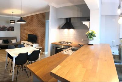 Vand apartament cu trei camere  bloc nou Aradului - 4
