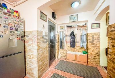 Gheorgheni - Zona Piata Hermes - 3 camere - Balcon - 6