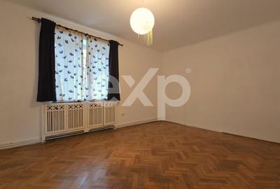 Apartament 3 camere de închiriat – Centrul Istoric, Str. Mihai Eminescu - 11
