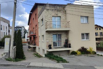 Strada Eugen Lovinescu, Apartament cu 3 camere decomandate - 80 mp - etaj 1 - 5