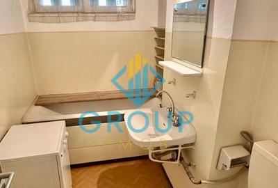 De vanzare 2 camere semi-decomandate , strada Letea , Bacau , etaj 1 din 4 - 7