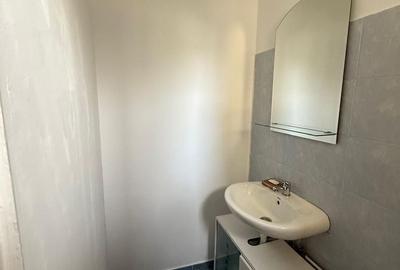 De vânzare 4 camere, spațios, 2 băi, 2 balcoane, lângă Mega Mall - 12