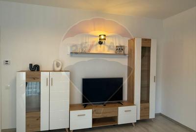 Apartament cu 3 camere, 2 bai și loc de parcare - 54
