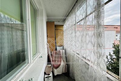Apartament de vanzare in Sibiu - 3 camere si balcon - Zona Strand - 4