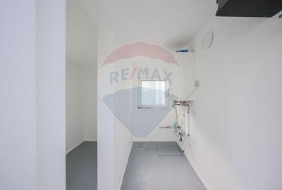 De închiriat casă renovată 2023, 5 camere, pericentral - 52